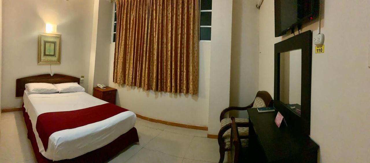 House Center Hotel Milagro Екстериор снимка