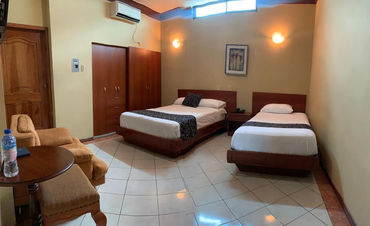 House Center Hotel Milagro Екстериор снимка