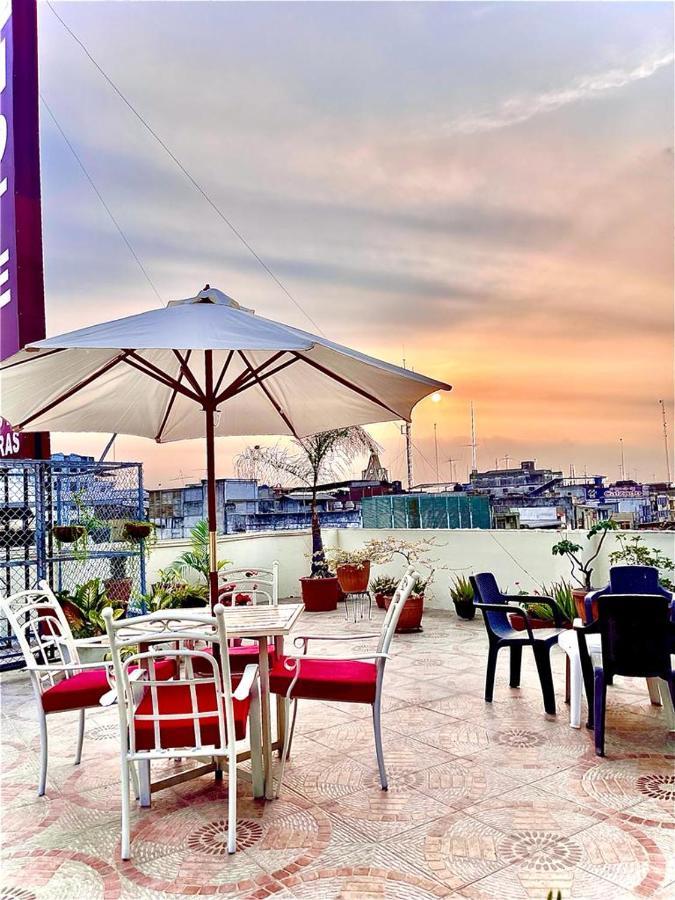House Center Hotel Milagro Екстериор снимка