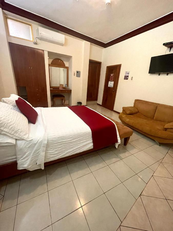 House Center Hotel Milagro Екстериор снимка